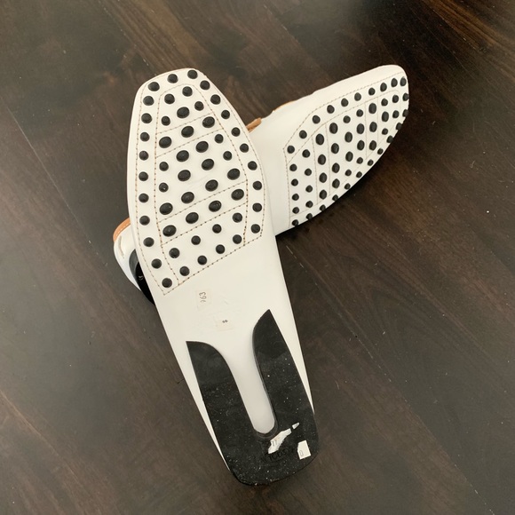 🆕 TOD’s Loafers - Picture 3 of 6